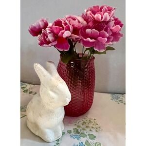 vintage-style glass vase pink hobnail pattern,